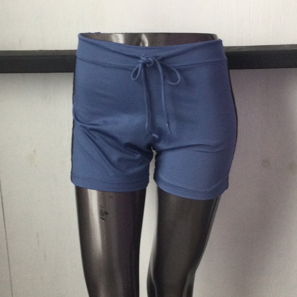 Athletic Works gray blue tie front long women’s shorts